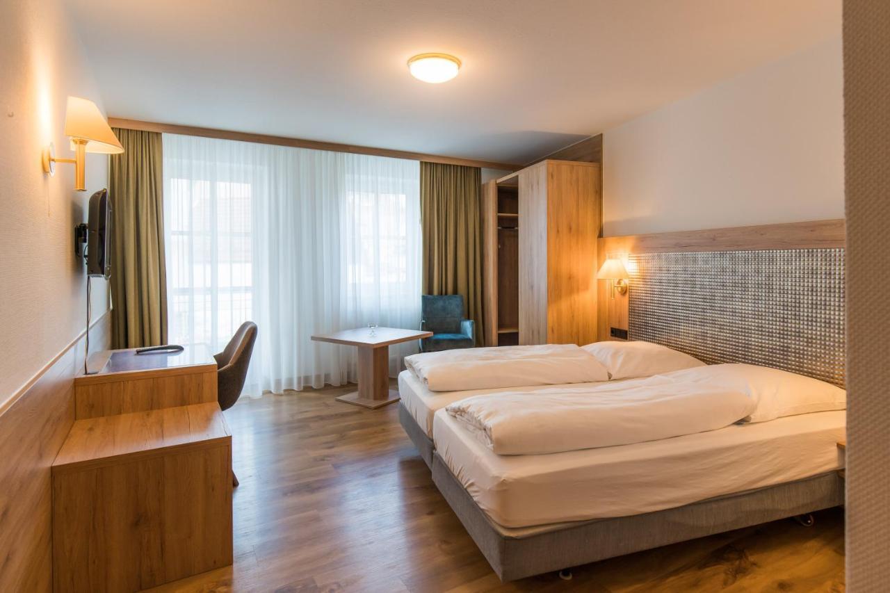 Hotel-Restaurant Heiligenstadter Hof Heiligenstadt in Oberfranken Eksteriør billede